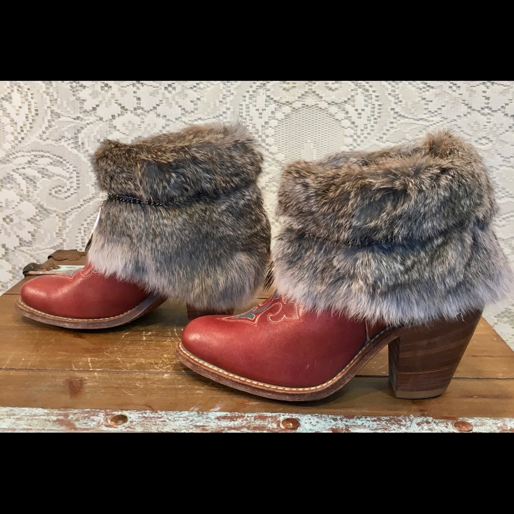 Miss Capezio Rose Ankle boots with fur size 6 1/2 - Picture 4 of 8